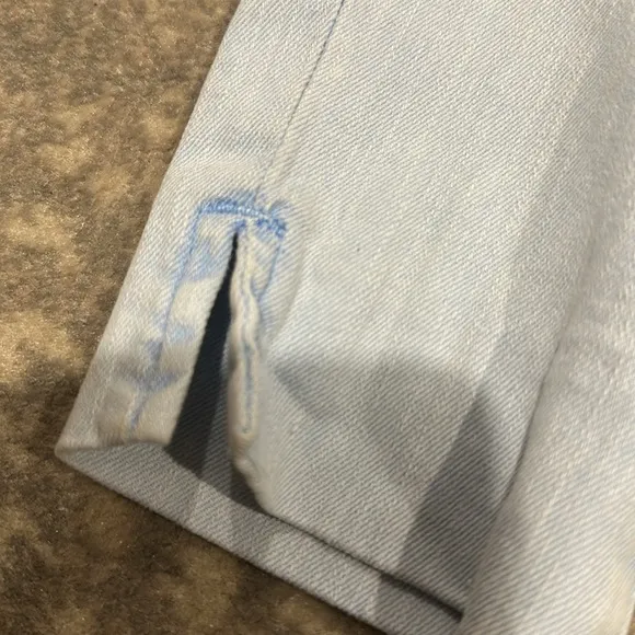 Current Elliott, the side slit stiletto light blue jean size 25