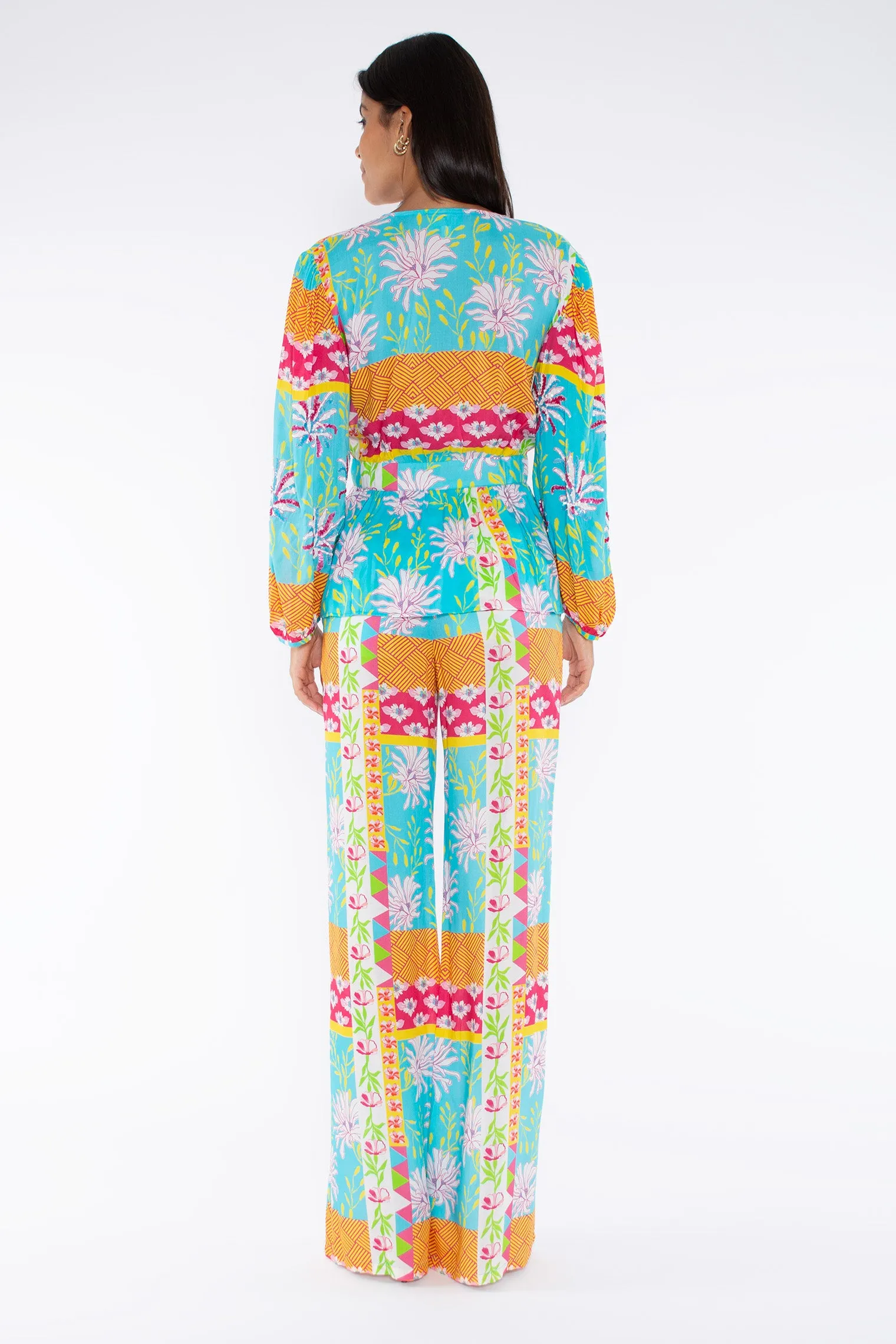 GABRIELA PANT - CAPRI FLOWERS IN SPRING