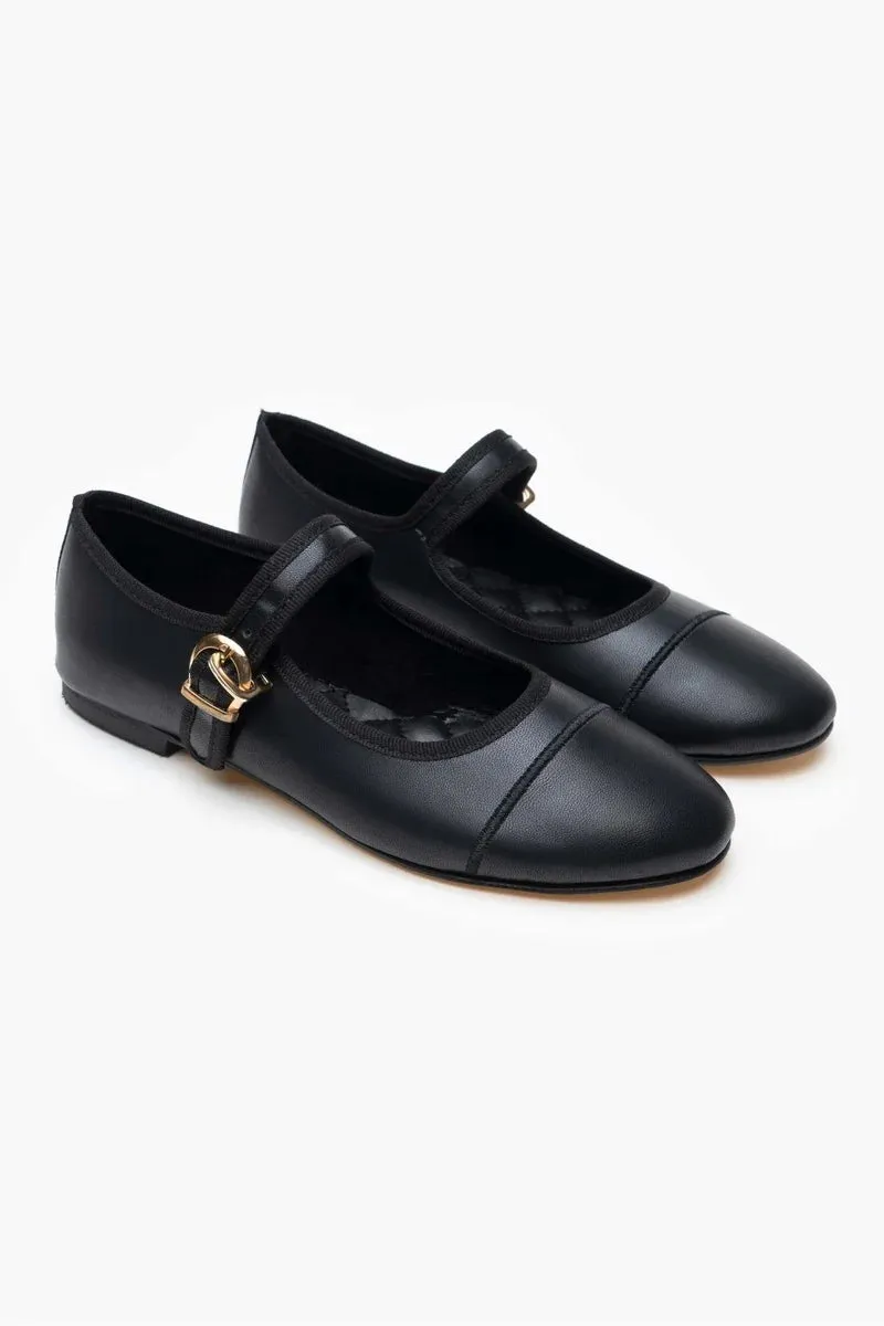 Zoe Flats